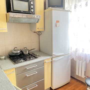 Науки просп. (Леніна), 41/43