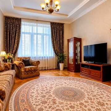 Івана Мазепи вул. (Січневого Повстання), 12