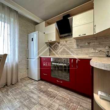 вул. 4-й Зарічний мікрорайон вул., 32