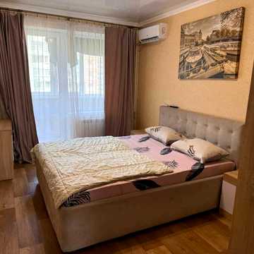Героїв Крут вул. (Черепіна), 12