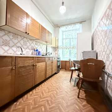 Софіївська вул., 15а