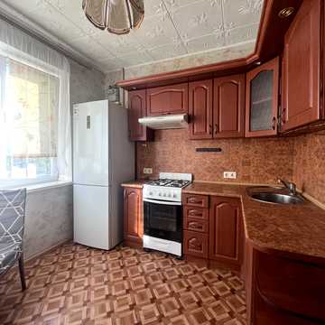 Романа Шухевича просп. (Генерала Ватутіна), 6