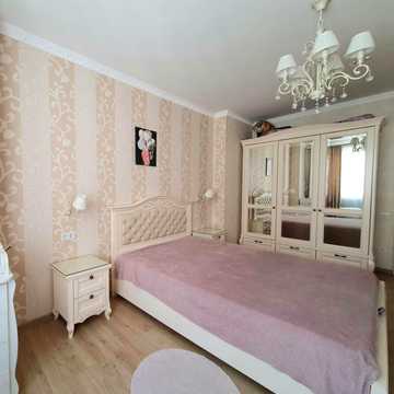 Івана Франка вул., 6