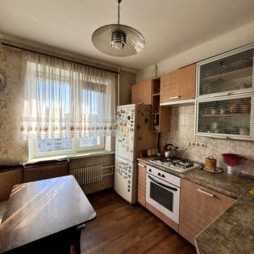 Зарічанська вул., 36/3