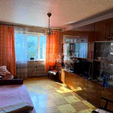 Нескорених вул. (Героїв Праці), 37д