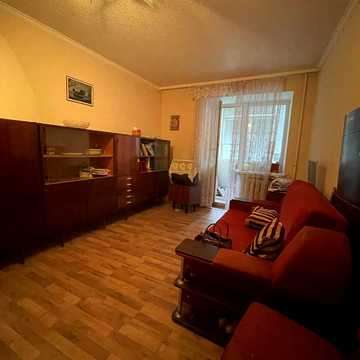 Льва Ландау просп. (50-річчя СРСР), 20