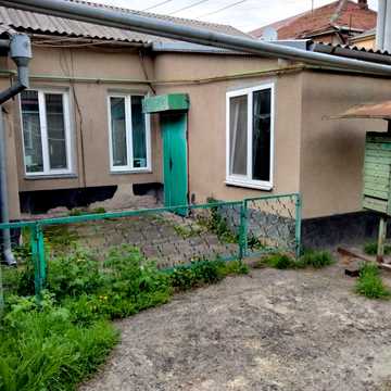Центральний просп. (Леніна), 79