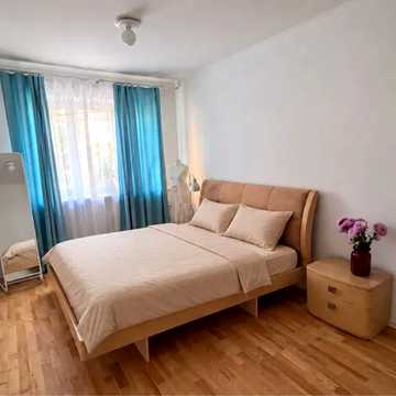 Бульварно-Кудрявська вул. (Воровського), 16