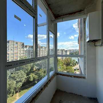 Максима Залізняка вул., 1-Б
