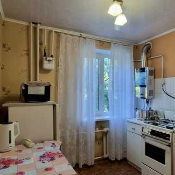 вулиця Івана Мазепи, 4