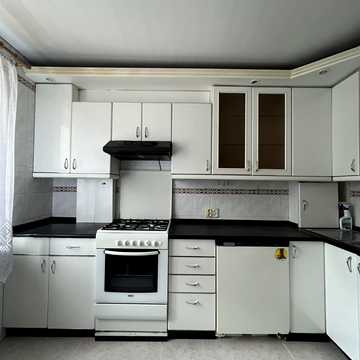 Романа Шухевича вул. (Курчатова), 3/1