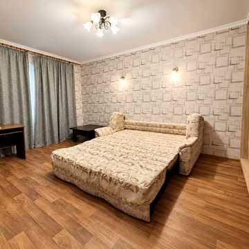 Героїв Дніпра вул., 38