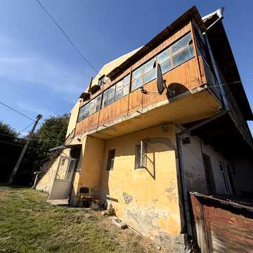 Петра Сагайдачного вул., 91