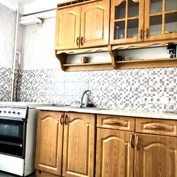 Березняківська вул., 12