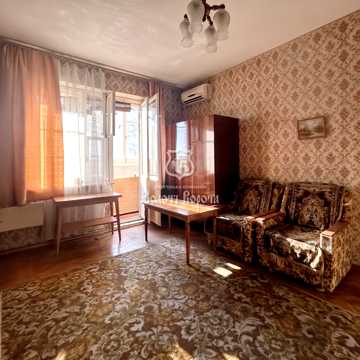 Оноре де Бальзака вул., 8-В