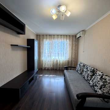 Незалежності бульв. (50 років Жовтня), 19-А