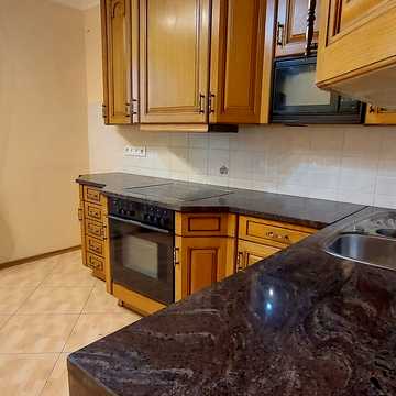 Федора Ернста вул., 6