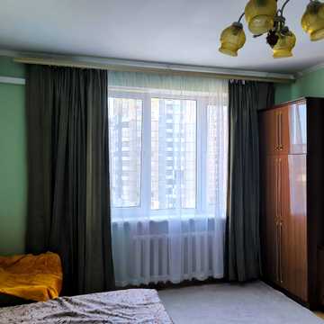 Старонаводницька вул., 4