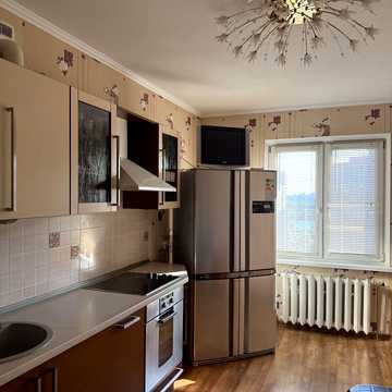 Урлівська вул., 19