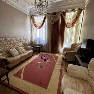 Торгова вул., 6