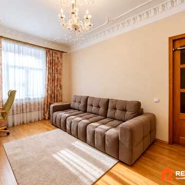 Микільсько-Ботанічна вул., 17/19