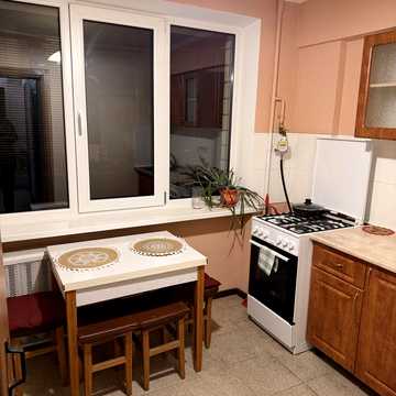Велика Васильківська вул. (Червоноармійська), 124