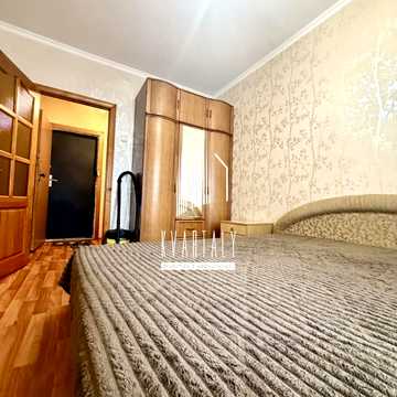 Автозаводська вул., 25-Б