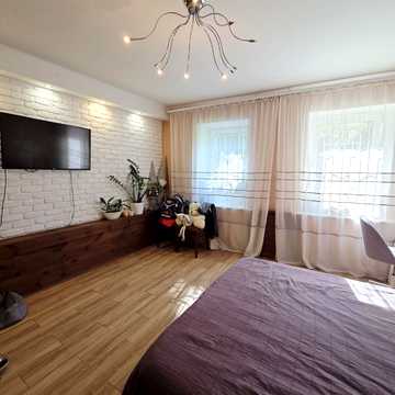 Гранітна вул., 7