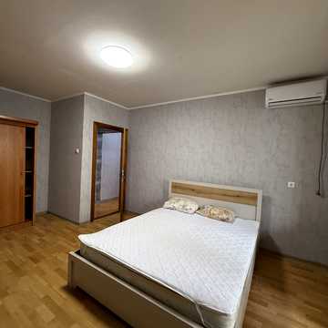 Драгоманова вул., 1-Г