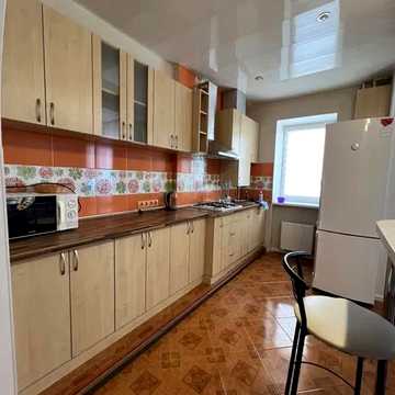 Миколаївський узвіз, 5