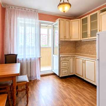 Григорія Ващенка вул., 3
