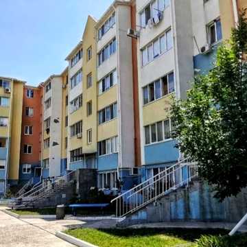 Геннадія Кудряшова вул., 2/8