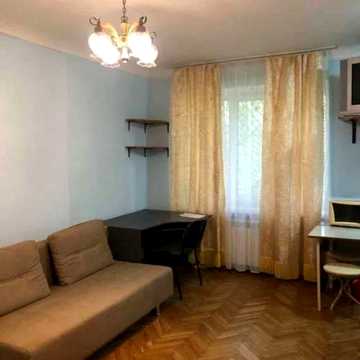 Олександра Лазаревського вул. (Мініна), 8