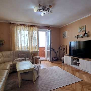 Татарська вул., 3/2