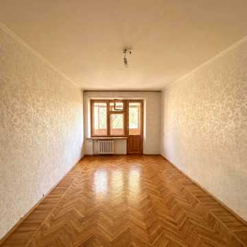 Писаржевського вул., 8