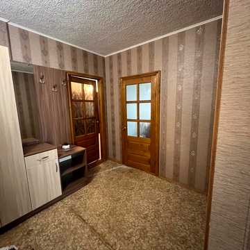 Ярослава Баїса вул. (Володимира Висоцького), 9