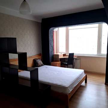 Оболонський просп., 31