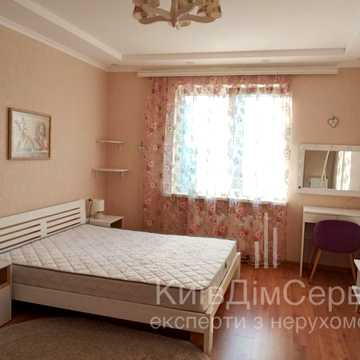 Сергія Данченка вул., 3