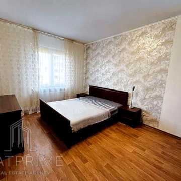 Єлизавети Чавдар вул., 28