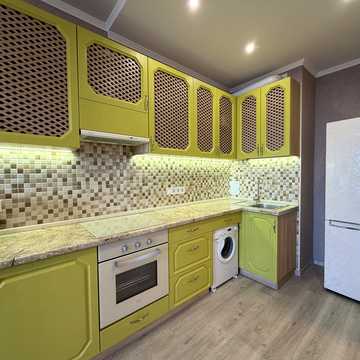 Літературна вул., 8