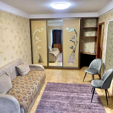 Амвросія Бучми бульв., 1