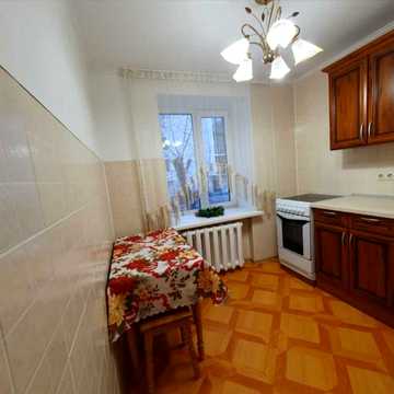 Казарменна вул. (Григорія Андрющенка), 4-Б