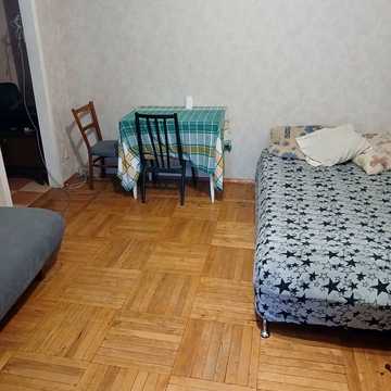 Академіка Корольова вул., 2