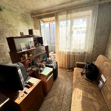 Науки просп. (Леніна), 72