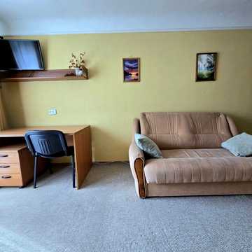 Науки просп. (Гагаріна), 84