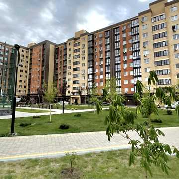 Академіка Сахарова вул., 5-Є