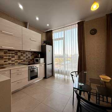 Французький бульв., 60б