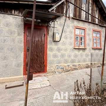 Павла Луньова вул.