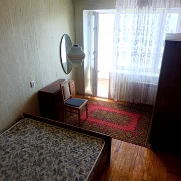 Голосіївський просп. (40-річчя Жовтня), 9