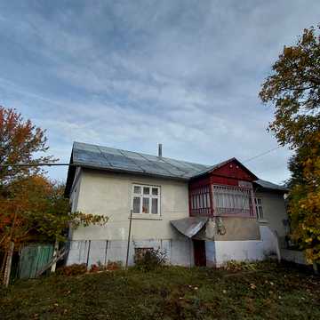 Садова, 23